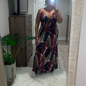 NWT Windsor Floral Maxi Dress Size L